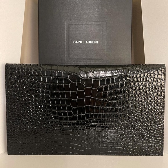 7️⃣0️⃣0️⃣ Ysl uptown pouch - Picture 4 of 9